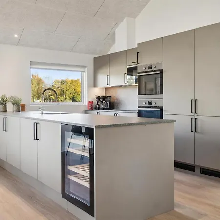 بيت للعطل Gorgeous In With Kitchen Højby