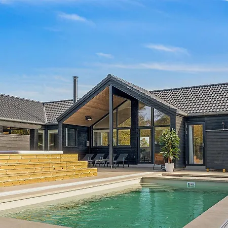 Gorgeous In With Kitchen